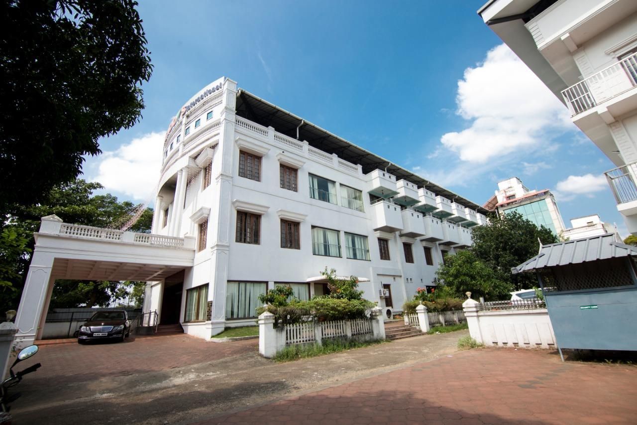 undefined Meadows International 6