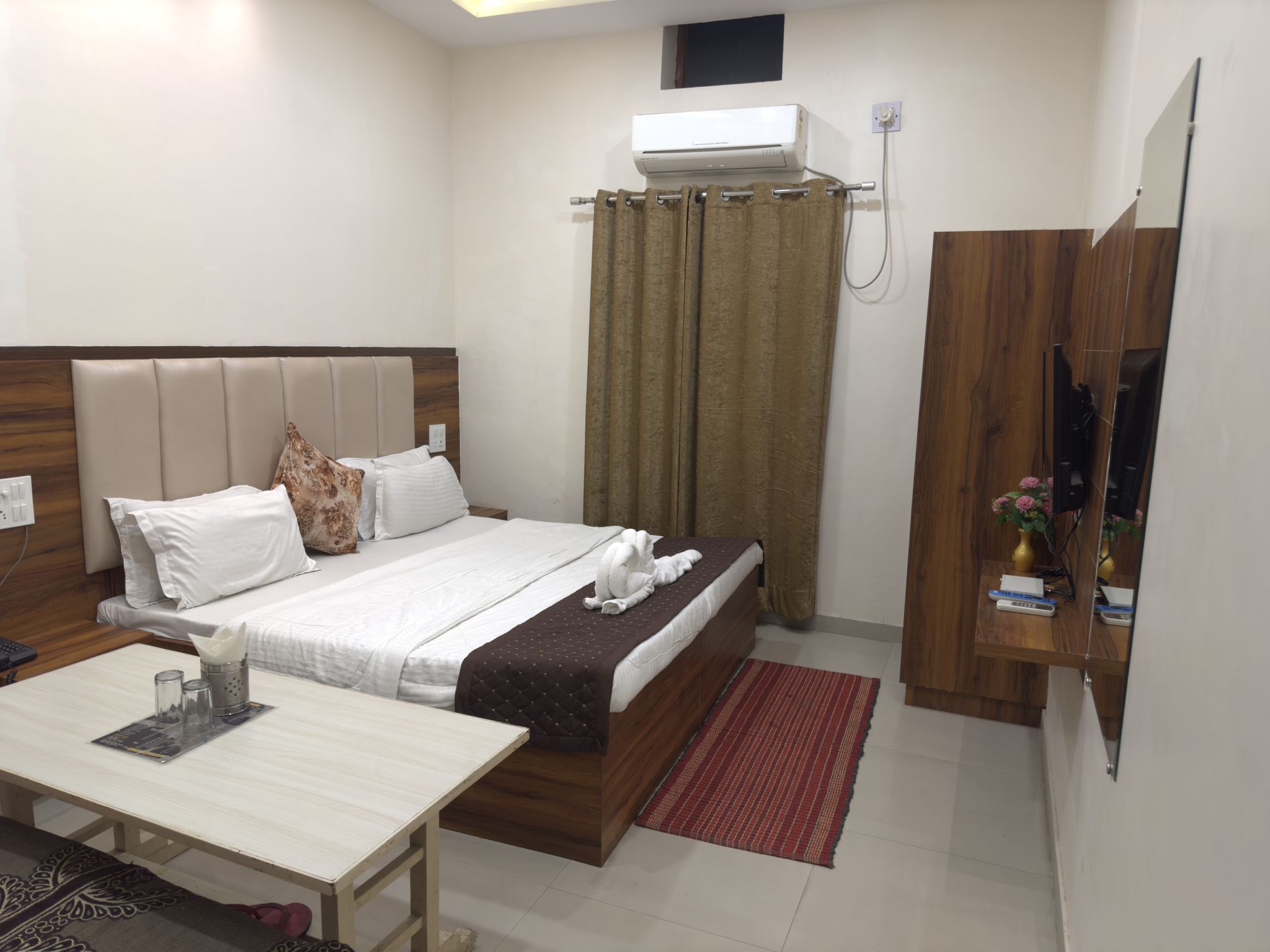 Mithilesh Hotel Kaithal Deluxe Room