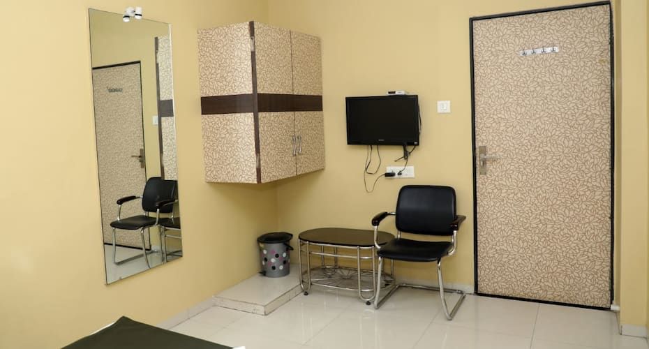 undefined Hotel Sanket Regency 9