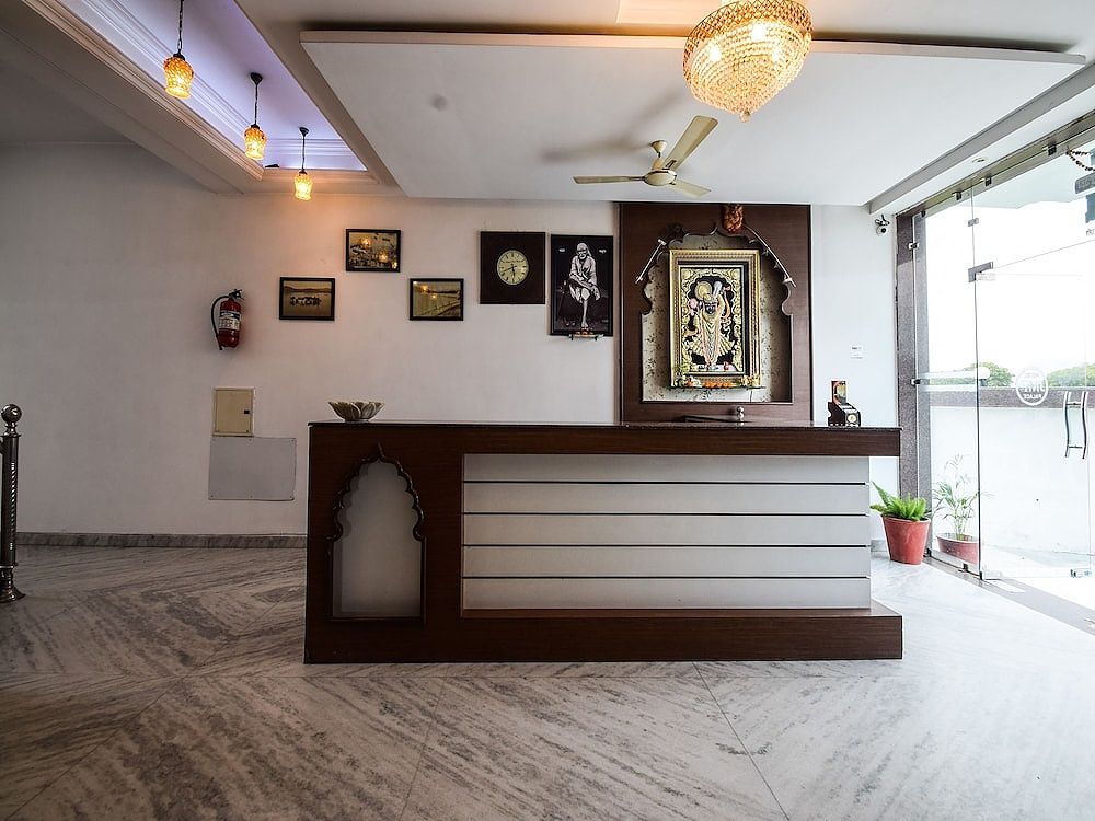 undefined OYO 28253 Jmd Palace 2