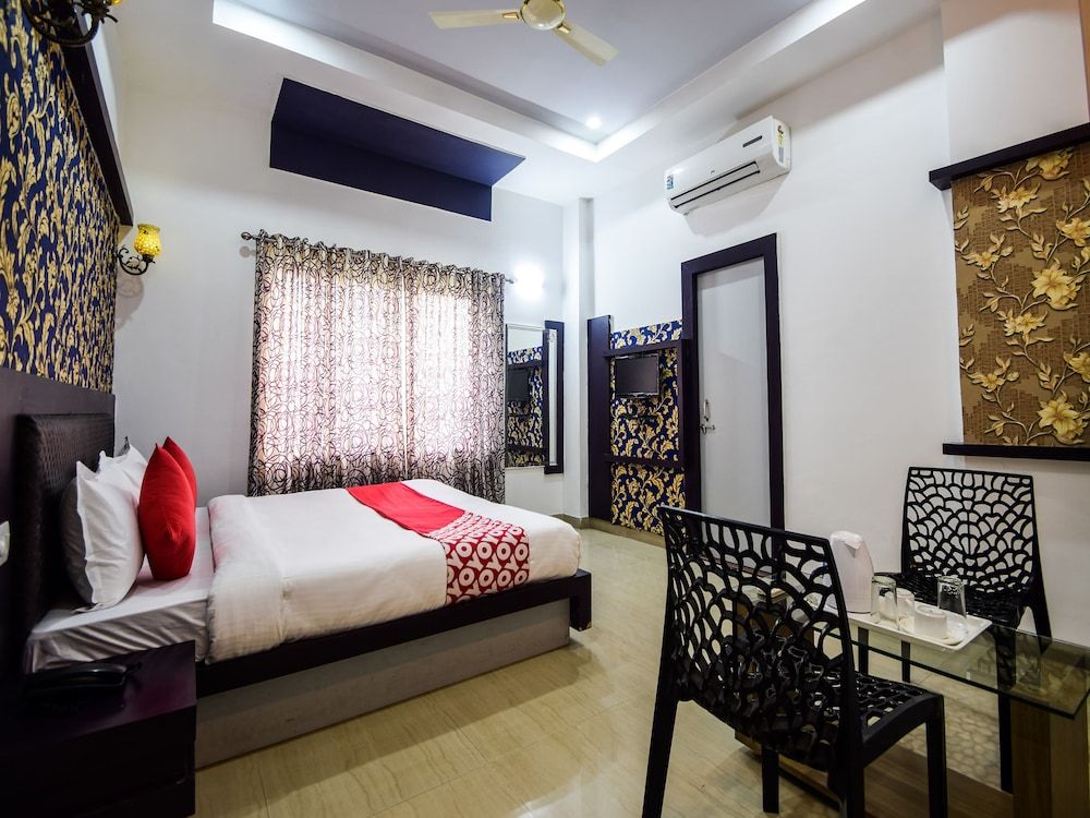 OYO 28253 Jmd Palace Standard Room 7