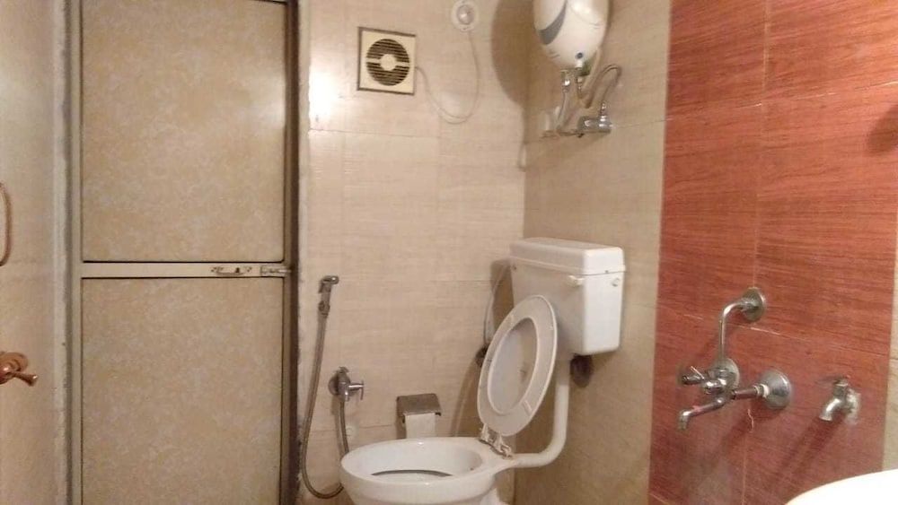 United Corporate Home Thane Standard Double or Twin Room, 2 Twin Beds 12