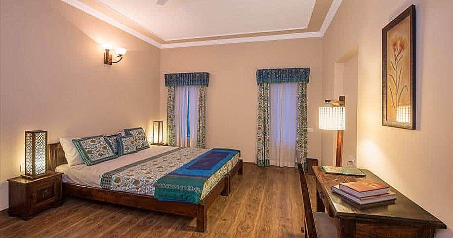 Zade Mount View DELUXE ROOM