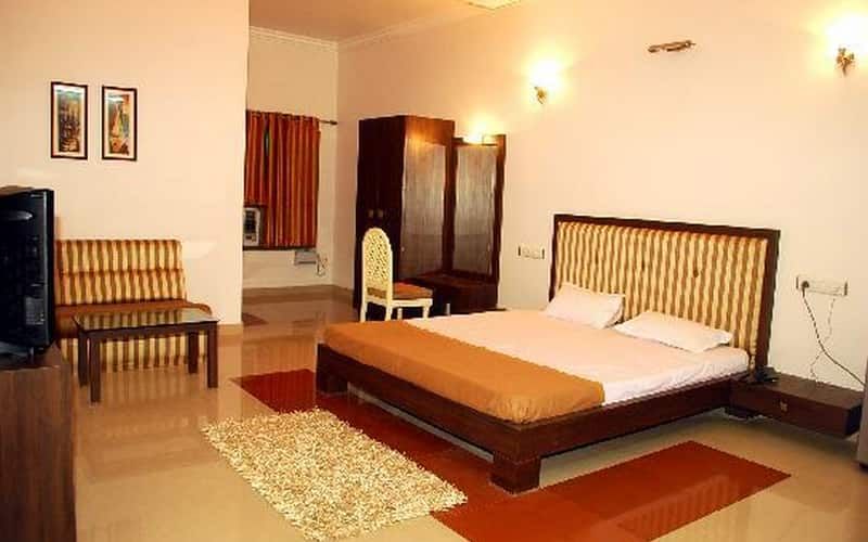 Hotel Atithi Delux AC Room 3