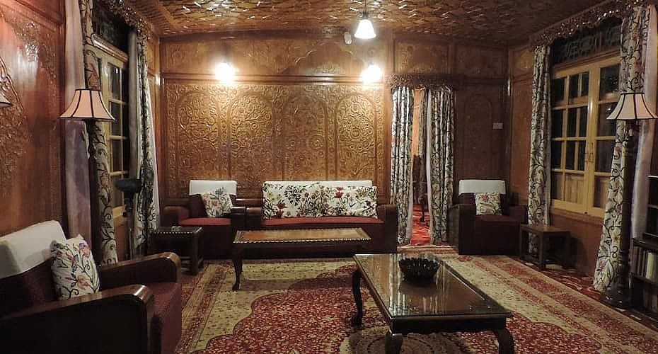 undefined Monarch Houseboat 2