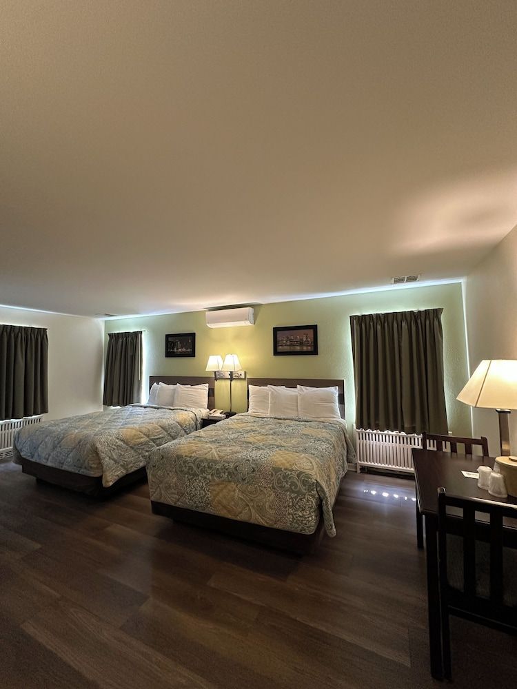 Sea Girt Lodge Standard Room, 2 Queen Beds 8
