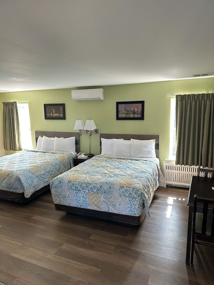 Sea Girt Lodge Standard Room, 2 Queen Beds 2