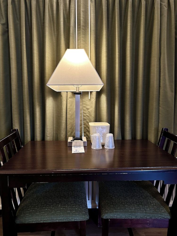 Sea Girt Lodge Standard Room, 1 King Bed 14