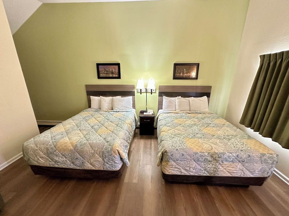 Sea Girt Lodge Standard Room, 2 Queen Beds 7