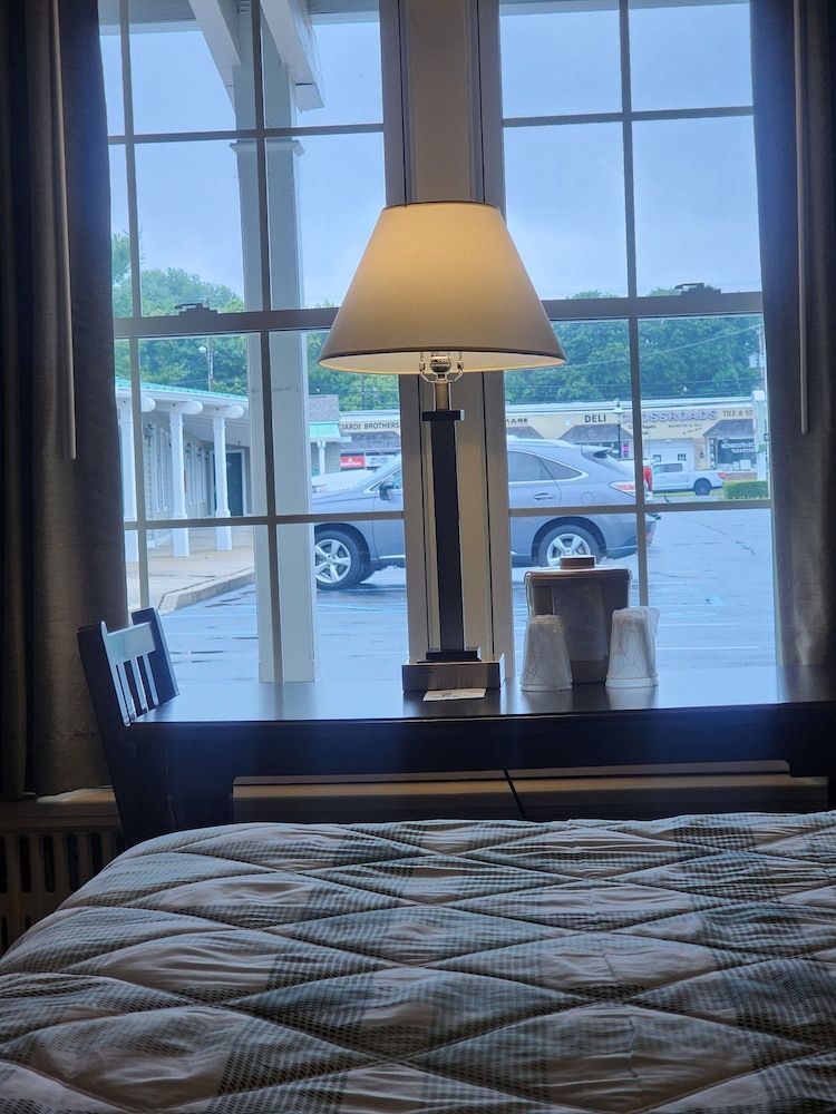 Sea Girt Lodge Standard Room, 1 King Bed 18