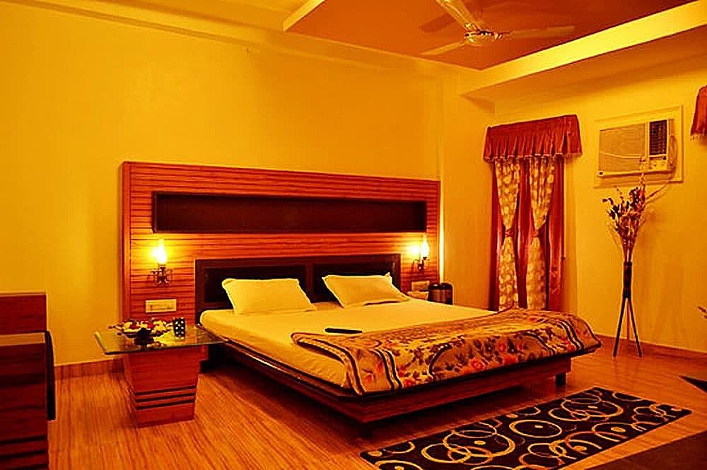 SUPERIOR ROOM,1 DOUBLE BED,NON SMOKING