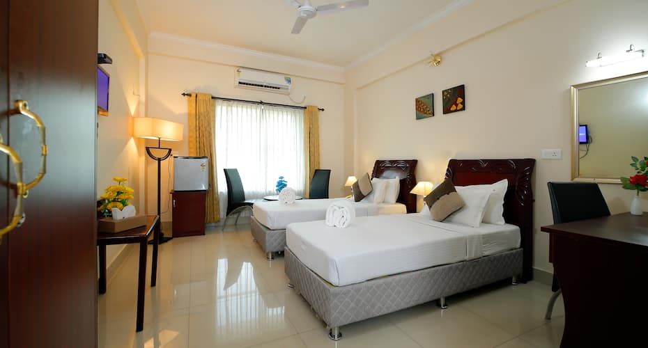 Rose International Hotel Deluxe A/C Room 2