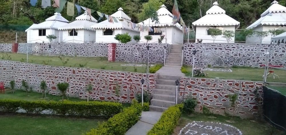 undefined Morni Hills Resort 9