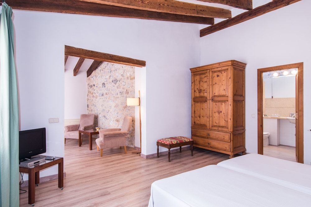 Hotel Can Moragues Junior Suite 5