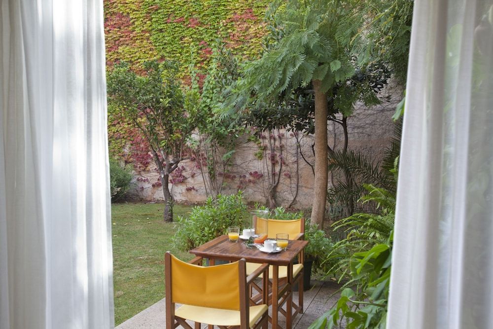 Hotel Can Moragues Junior Suite 11