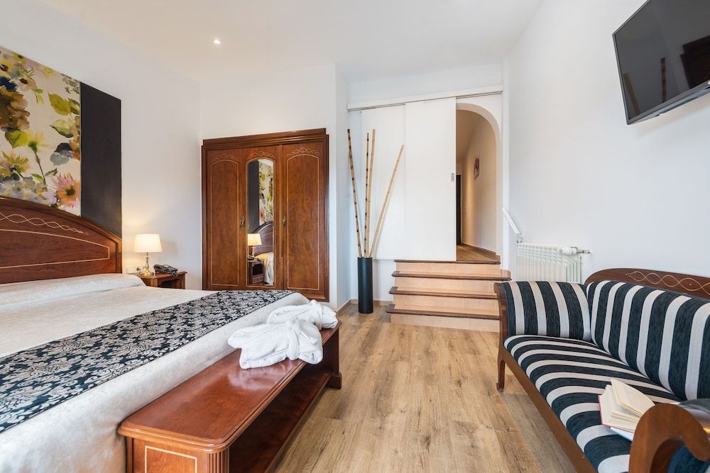 Premier Apartment, 1 Bedroom, Garden View