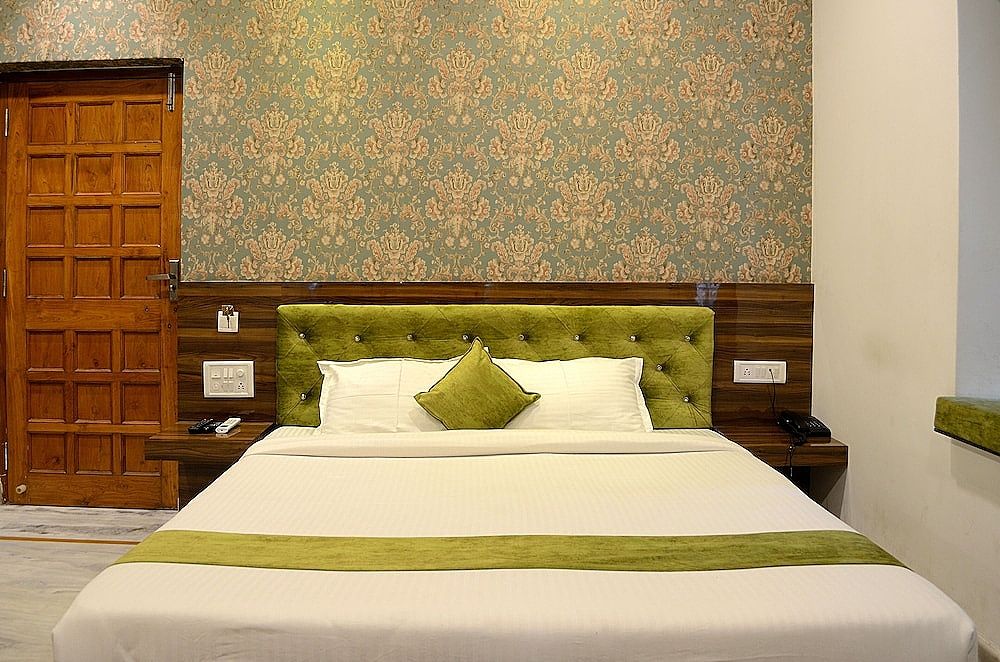 Ambay Villa Standard Room 18