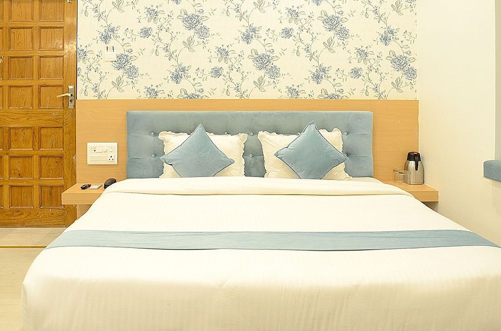 Ambay Villa Standard Room 33