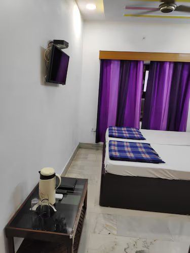 Hotel Aryan  Economic 4