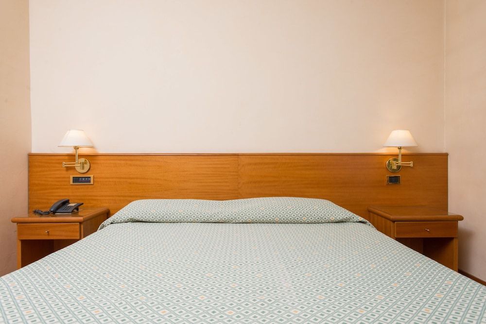 Hotel San Francesco Family Quadruple Room 2