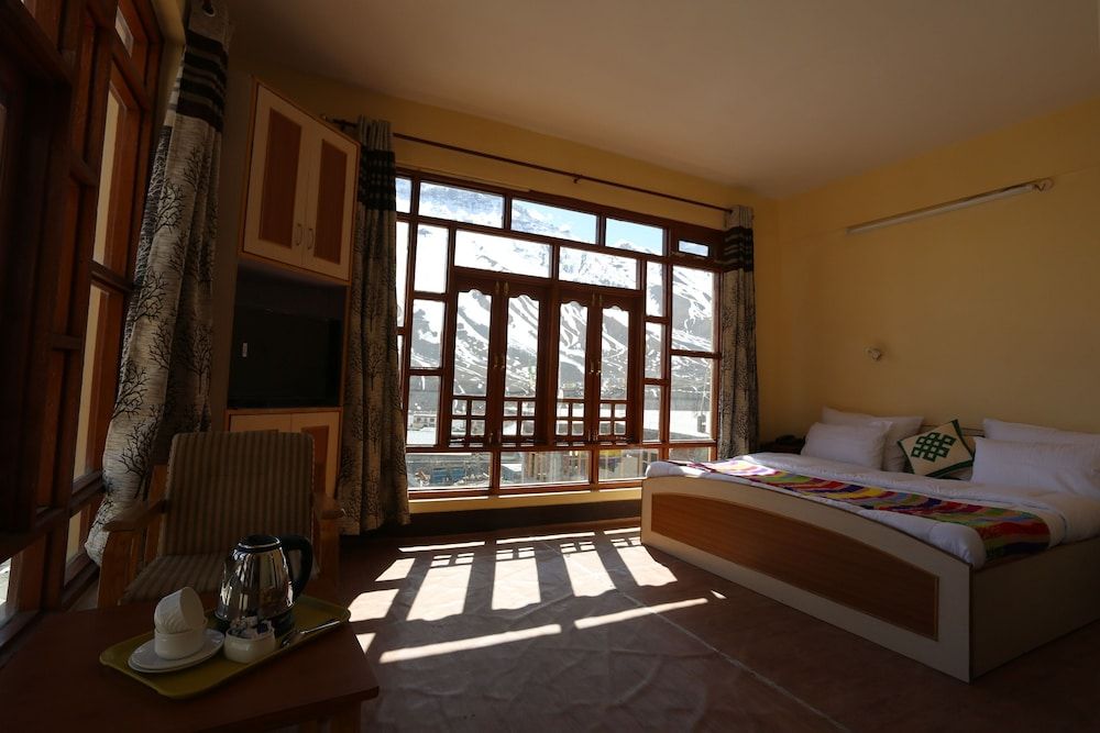 Spiti Heritage Deluxe Room, Mountain View 15