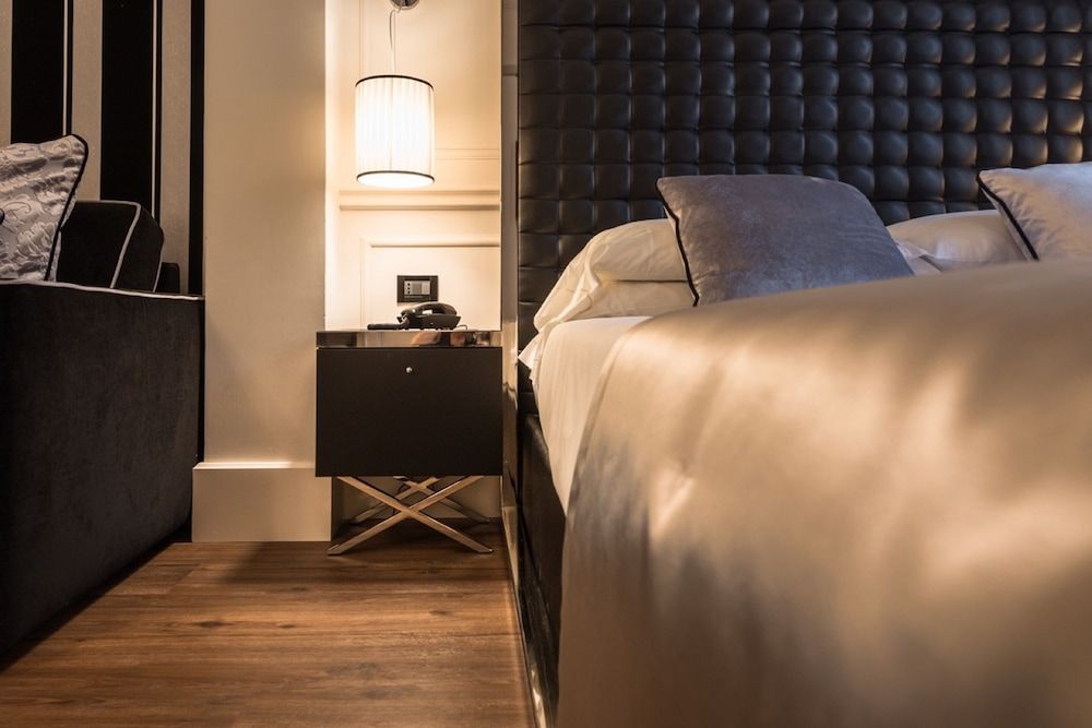 Hotel Milano & Spa Deluxe Apartment dependance (Split level 5pax Stradone Provolo 3 separate building, 800m from Hotel) 3