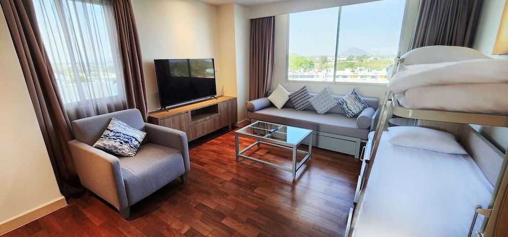 undefined Radisson Resort & Spa Hua Hin 4
