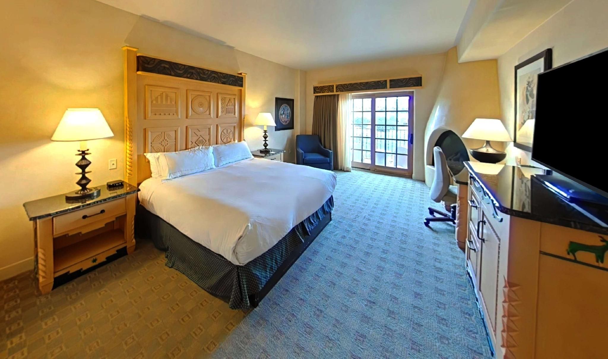 1 king bed room with fireplace