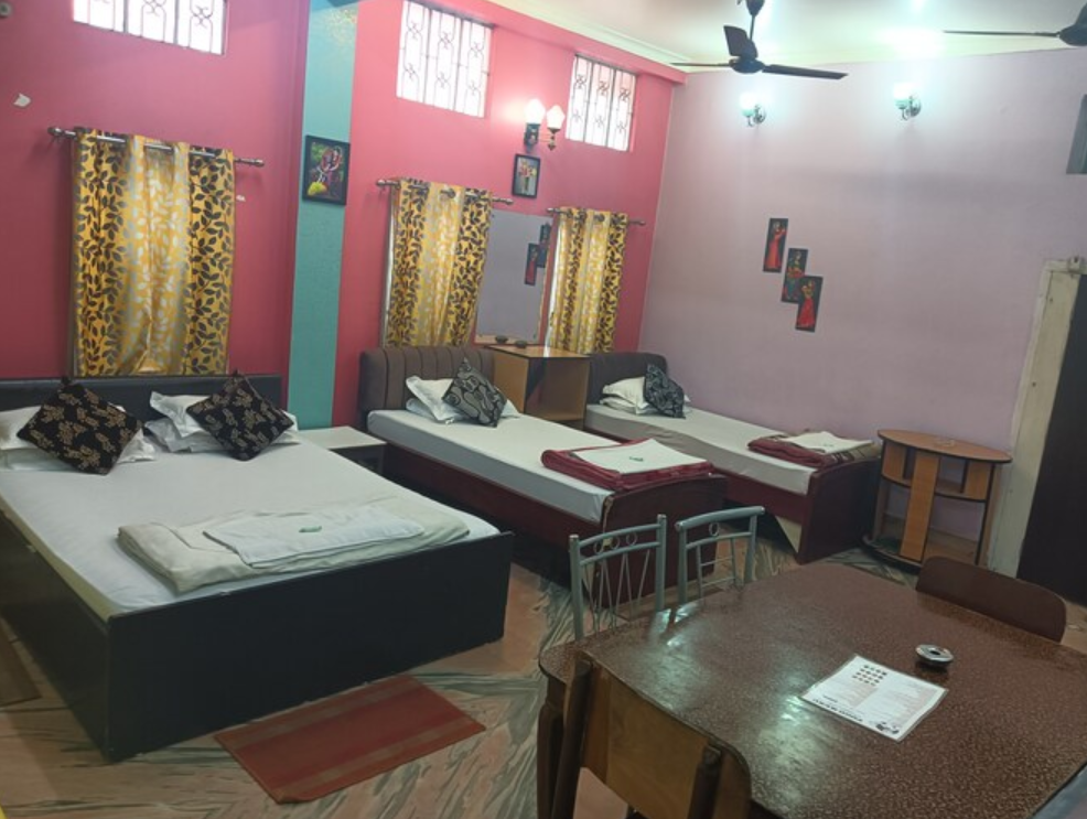 Non AC Suit Room ( Standard Family)