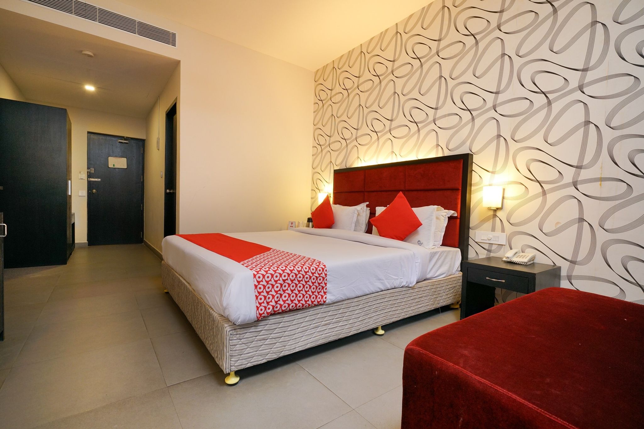 Super Hotel O Mookkannoor Tourist Home Classic 8
