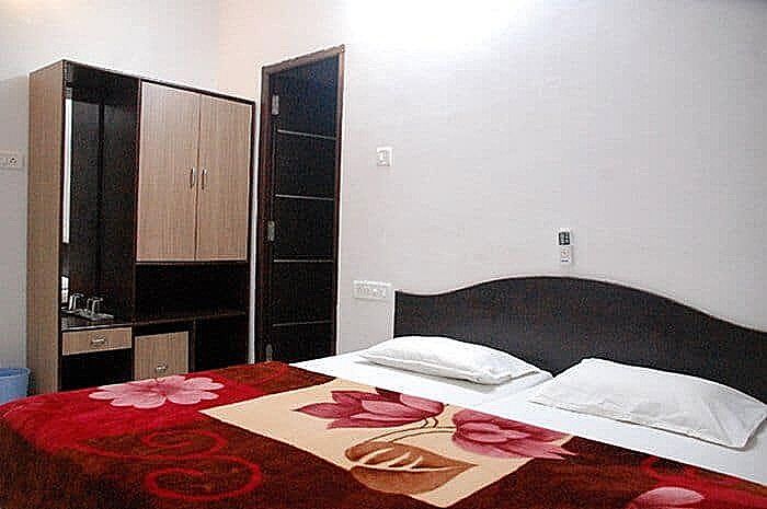 undefined HOTEL SHUBHAM 7