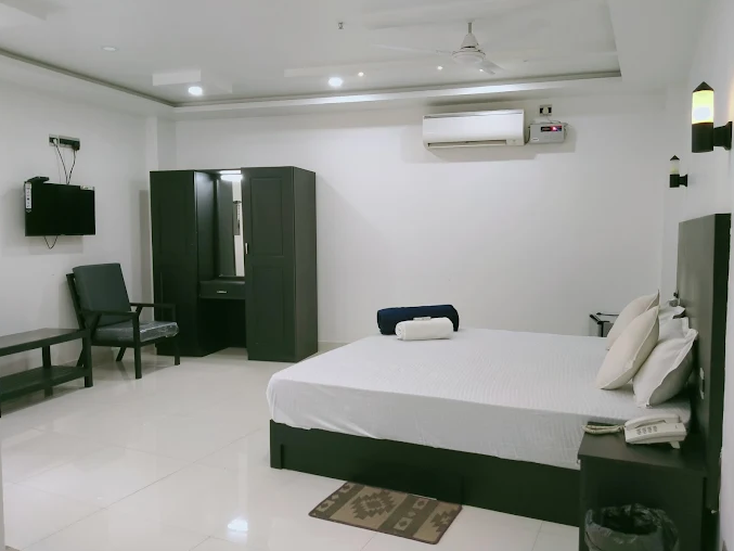 Deluxe A/C Room
