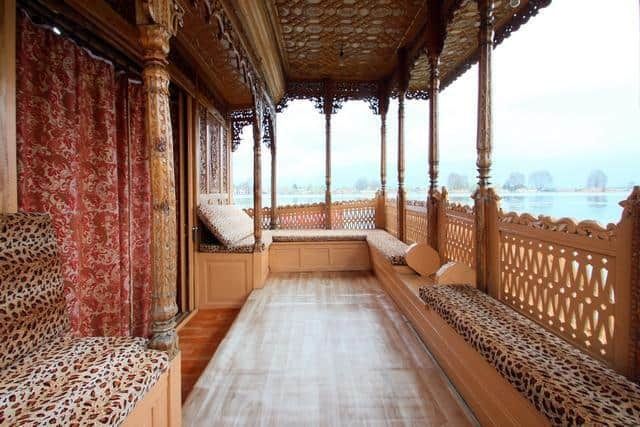 undefined Canada Houseboat 3