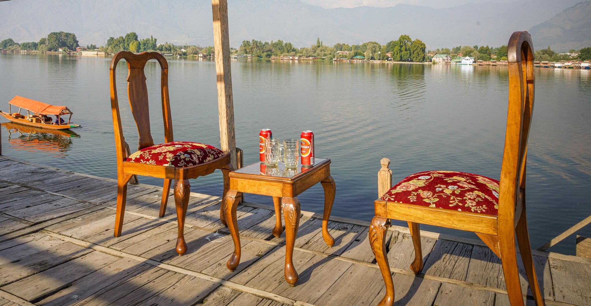 undefined Canada Houseboat 7