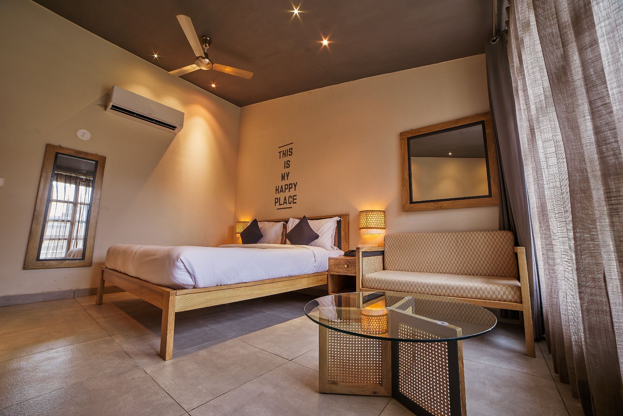 The Artist House Deluxe Room 4