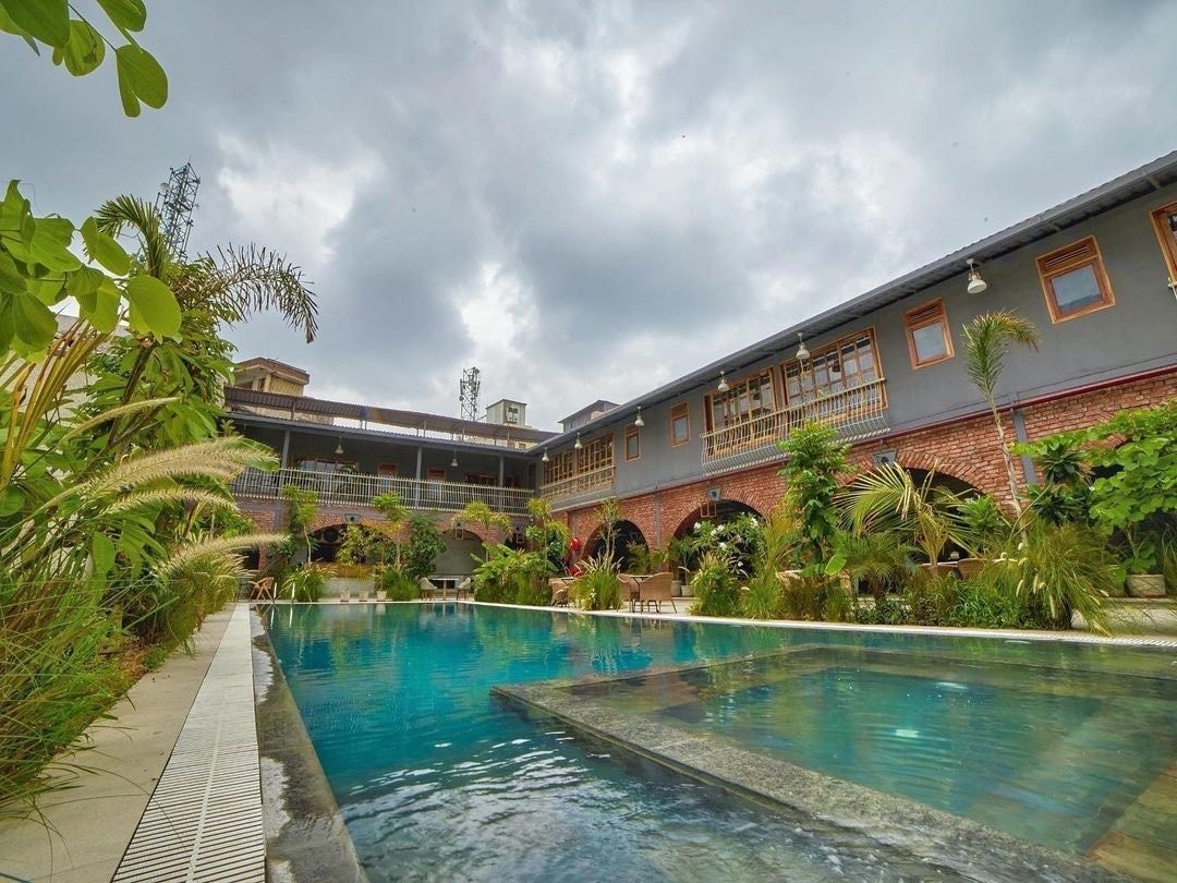 undefined The Artist House 3
