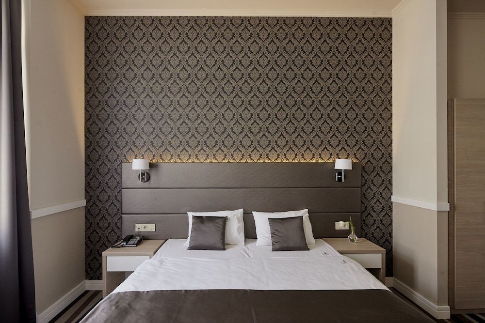 undefined Hotel Central Basilica 9