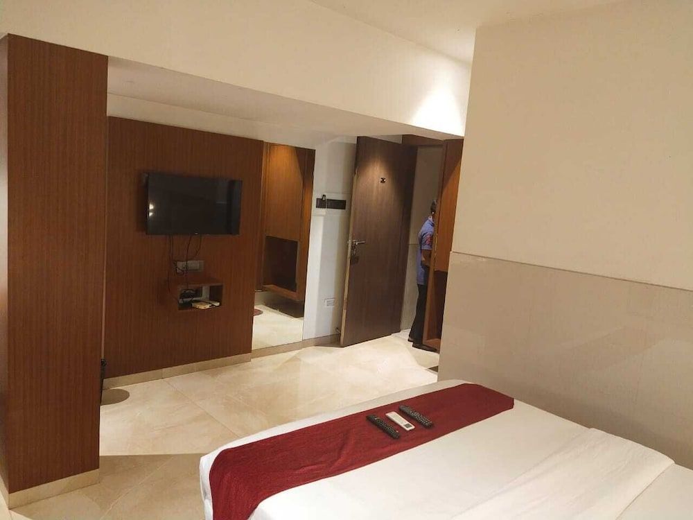 Hotel Express Inn Executive Room 20