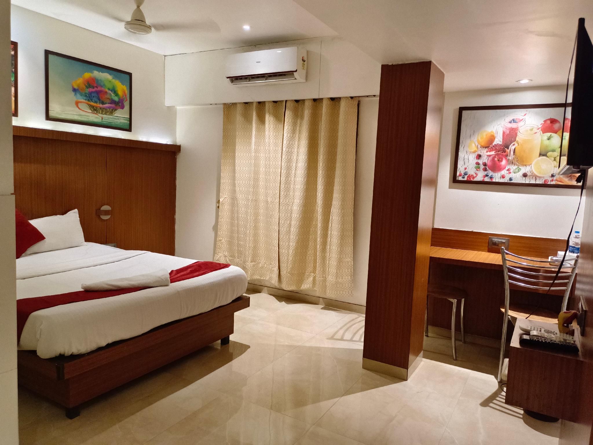 Hotel Express Inn Executive Room 3