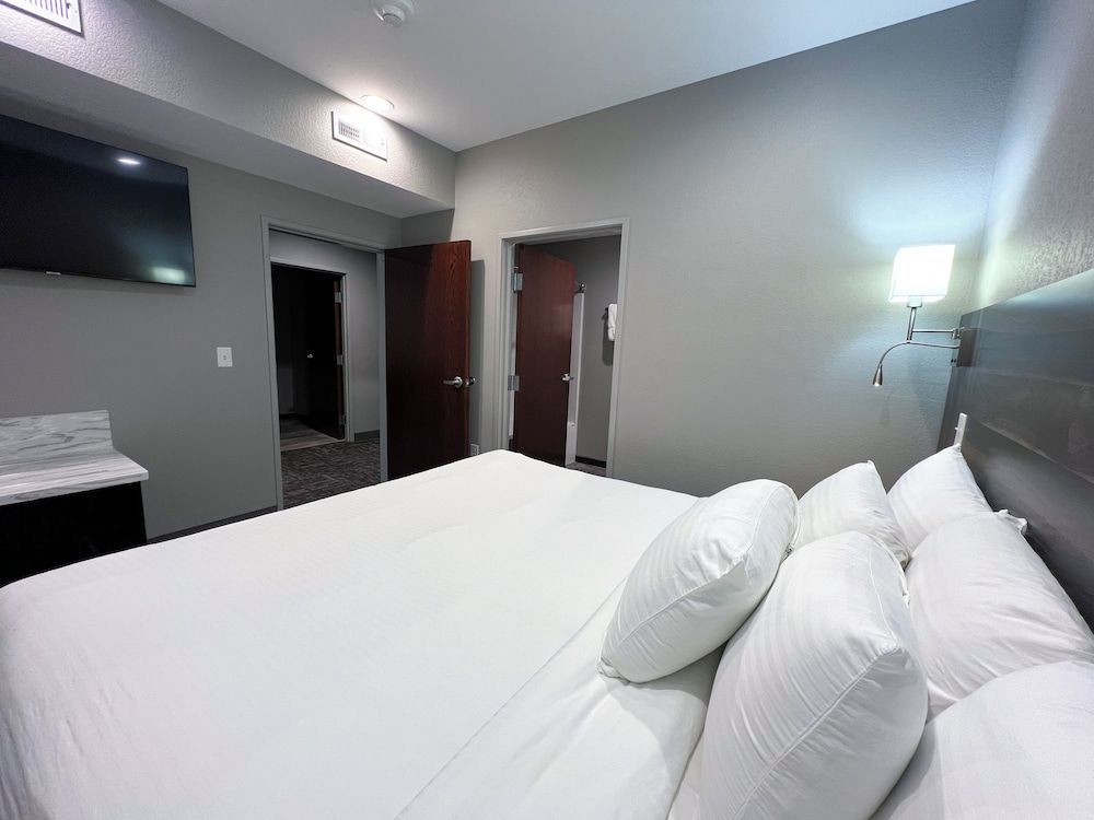 Metropolis Resort Two Bedroom Premier (Waterpark and Fun Center is closed every Monday and Tuesday) 2