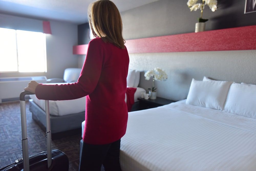 Metropolis Resort Double Queen (Waterpark and Fun Center is closed every Monday and Tuesday) 2