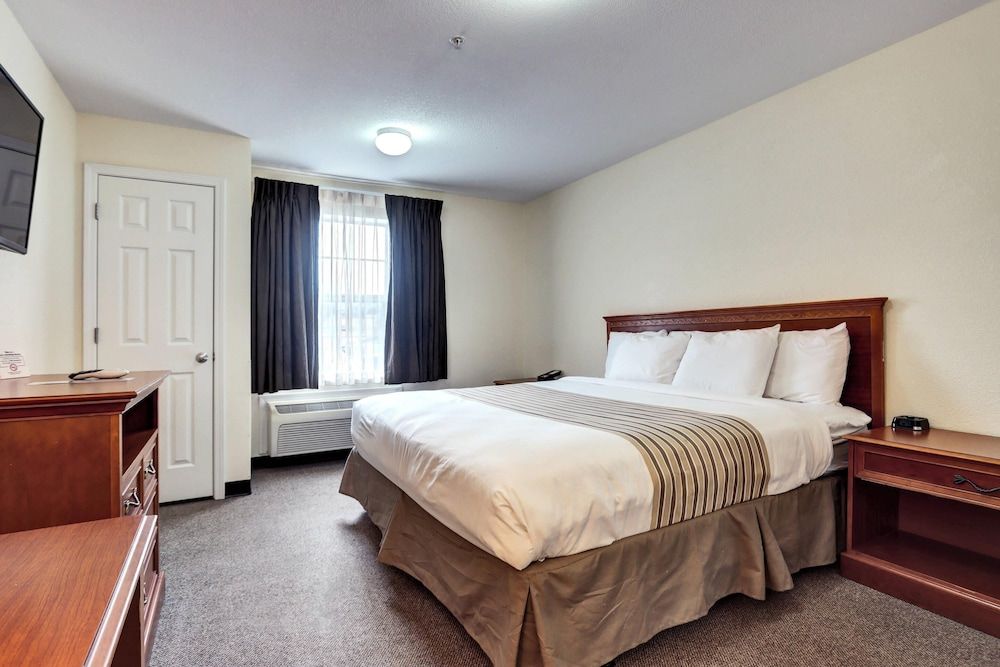 Room, 1 King Bed, Accessible, Non Smoking
