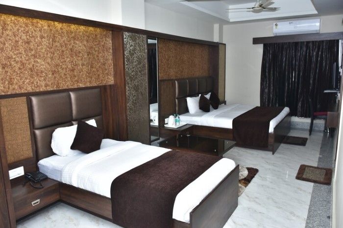 Hotel Daftari Palace Family Room 2