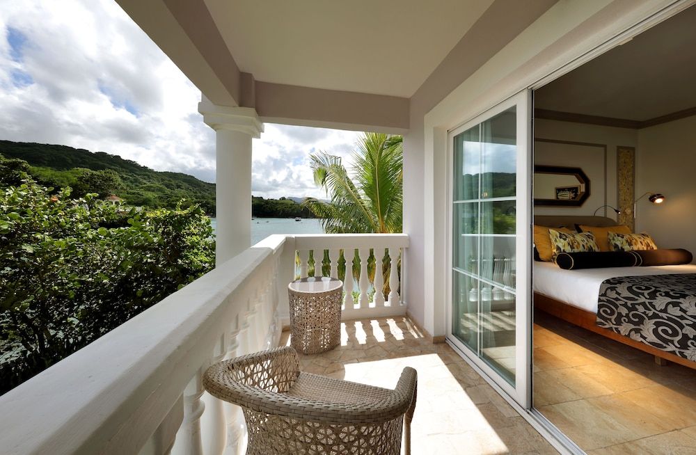 Grand Palladium Lady Hamilton Resort & Spa All Inclusive Suite, Ocean View, Beachside 7