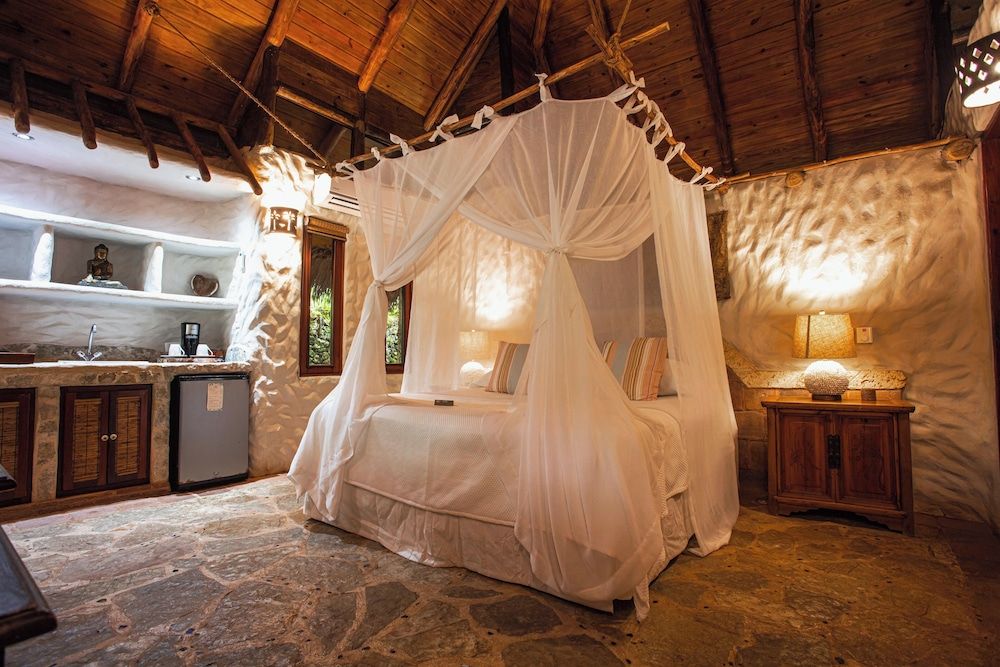 Natura Cabana Boutique Hotel & Spa by Mint Basic Room, 1 King Bed 9