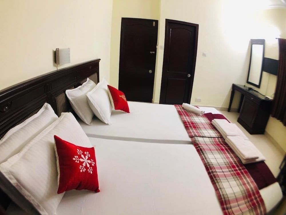 undefined MJM Plaza 5