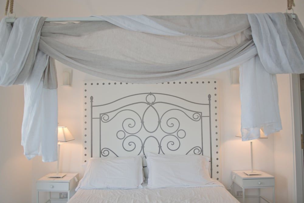 Superior Double Room, Sea View, Poolside