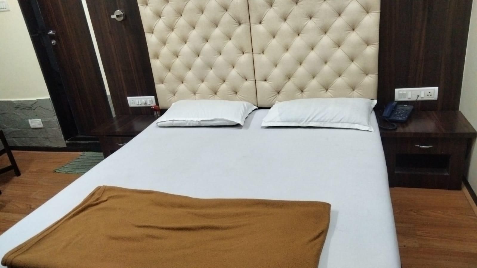 Hotel Divya International Standard Room