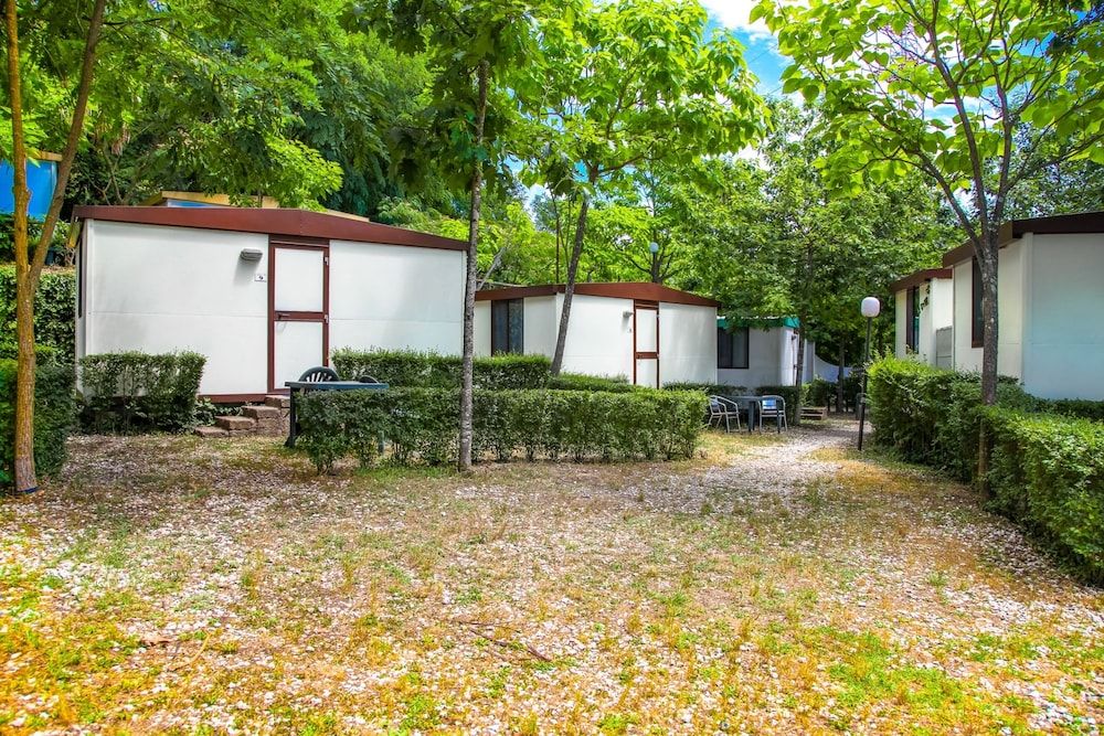 Happy Village & Camping Economy Bungalow (2-3 Adults) 11