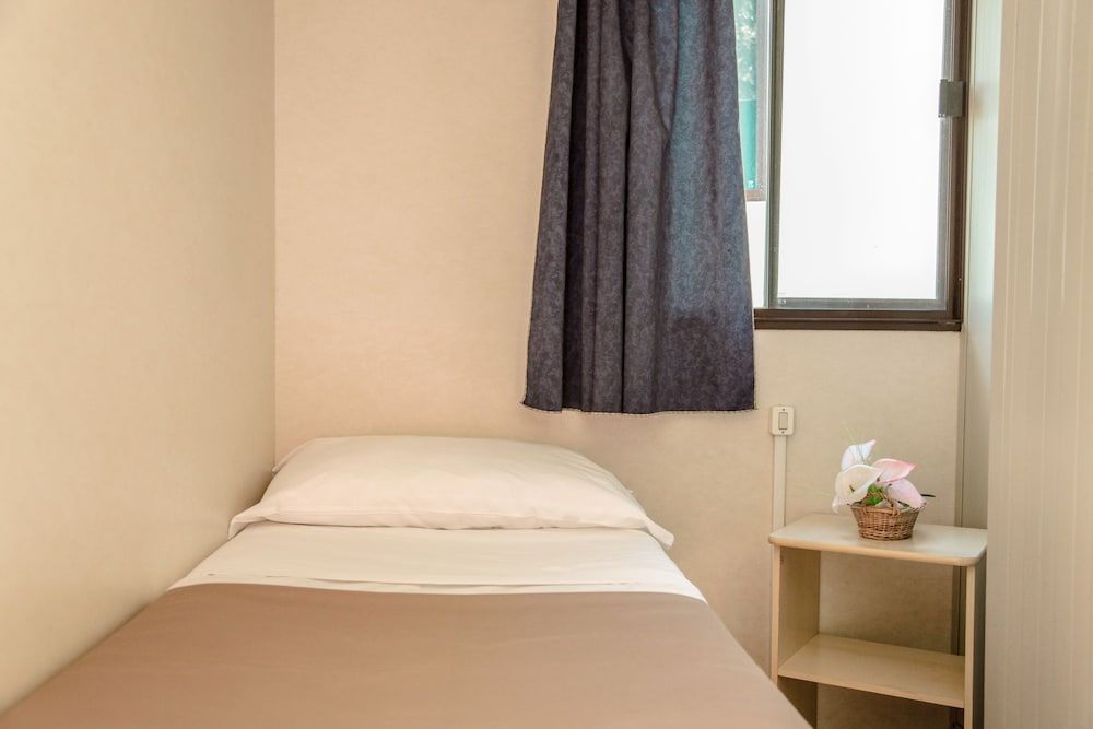 Happy Village & Camping Economy Bungalow (2-3 Adults) 7